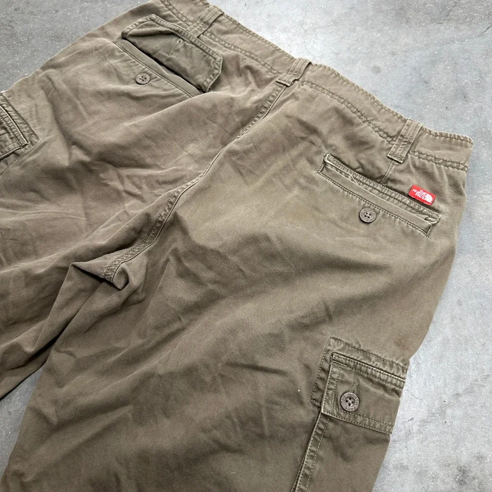 The North Face Mens Brown Cotton Twill Cargo Utility Shorts Size 34 Long